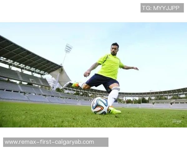 足球明星的怀旧瞬间经典老照片回顾与传奇故事分享